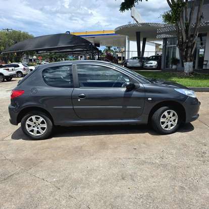 PEUGEOT-207-2011
