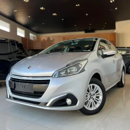 PEUGEOT 208 1.6 ACTIVE PACK 16V FLEX 4P AUTOMÁTICO PEUGEOT 208 1.6 ACTIVE PACK 16V FLEX 4P AUTOMÁTICO