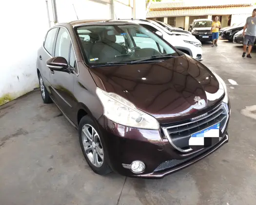 PEUGEOT 208 1.6 GRIFFE 16V FLEX 4P AUTOMÁTICO PEUGEOT 208 1.6 GRIFFE 16V FLEX 4P AUTOMÁTICO