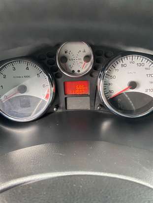 PEUGEOT-207-2012