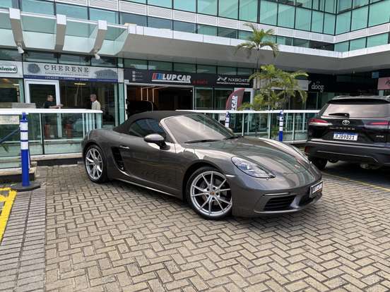 PORSCHE-718-2024