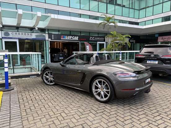 PORSCHE-718-2024