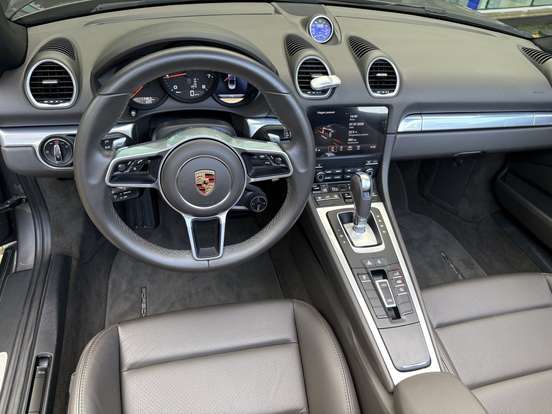 PORSCHE-718-2024