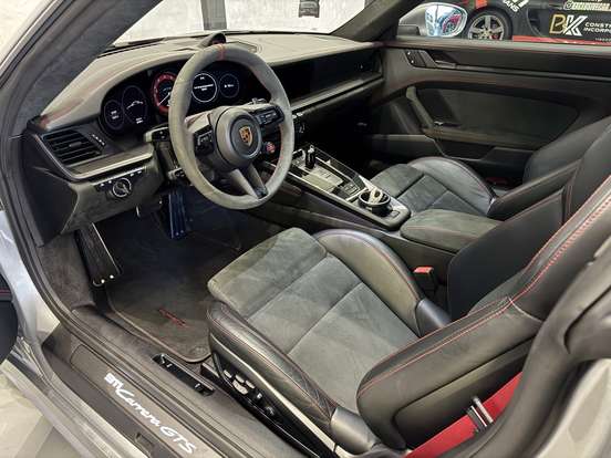 PORSCHE-911-2022