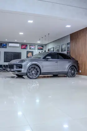 PORSCHE CAYENNE 3.0 V6 E-HYBRID COUPÉ AWD TIPTRONIC S