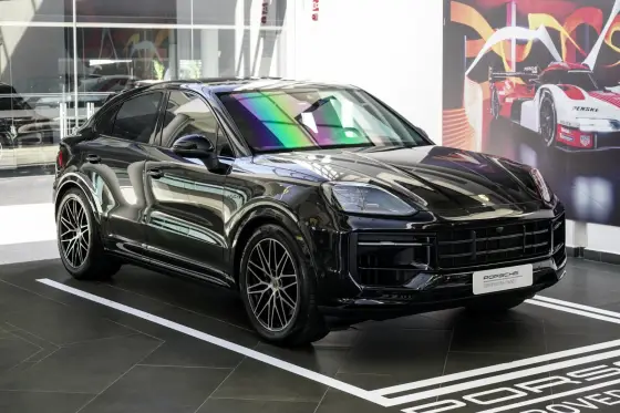 PORSCHE CAYENNE 3.0 V6 E-HYBRID COUPÉ AWD TIPTRONIC S PORSCHE CAYENNE 3.0 V6 E-HYBRID COUPÉ AWD TIPTRONIC S
