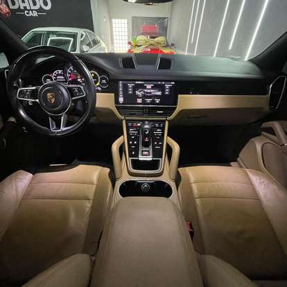 PORSCHE-CAYENNE-2018