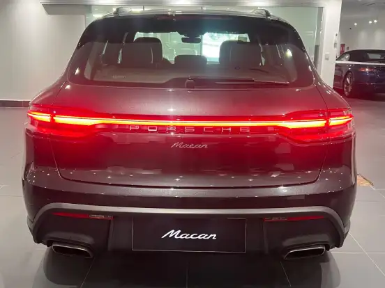 PORSCHE-MACAN-2026