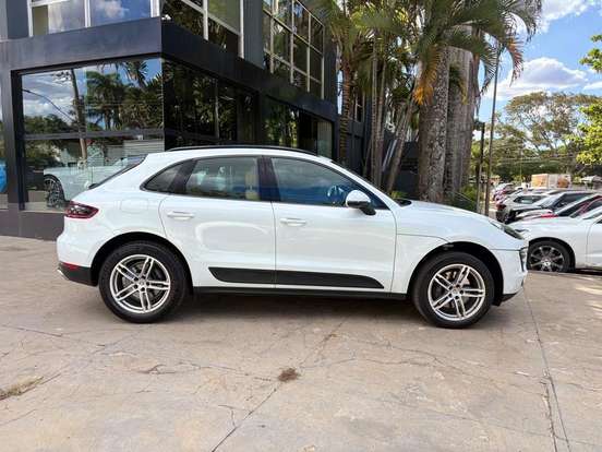 PORSCHE-MACAN-2.0 16V GASOLINA 4P AUTOMÁTICO PORSCHE-MACAN-2016