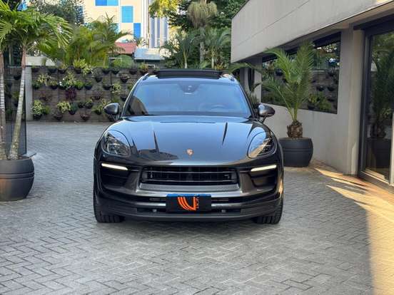 PORSCHE-MACAN-2023