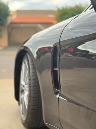 PORSCHE-PANAMERA-2017