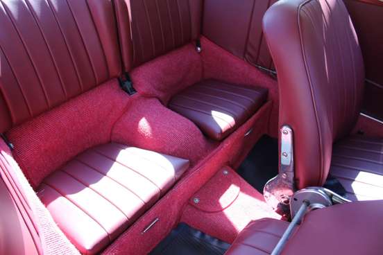 PORSCHE-356-1960