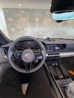 PORSCHE-911-2024