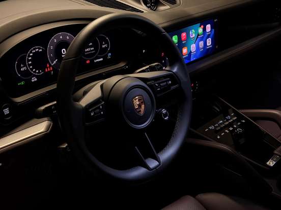 PORSCHE-CAYENNE-2025