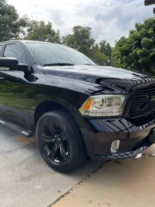RAM 1500 5.7 V8 GASOLINA LIMITED NIGHT EDITION CD 4X4 AUTOMÁTICO RAM 1500 5.7 V8 GASOLINA LIMITED NIGHT EDITION CD 4X4 AUTOMÁTICO