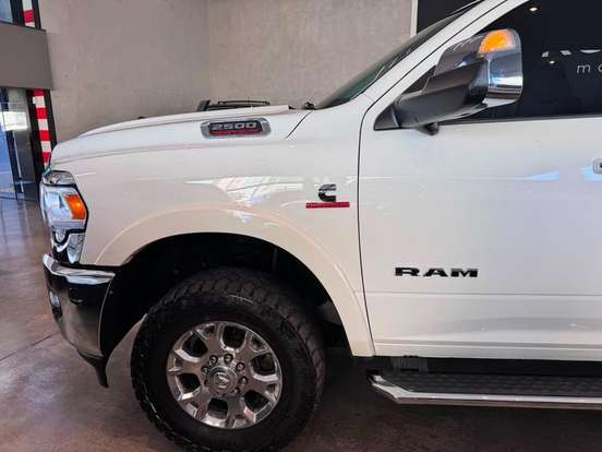 RAM-2500-6.7 I6 TURBO DIESEL LARAMIE CD 4X4 AUTOMÁTICO RAM-2500-2021