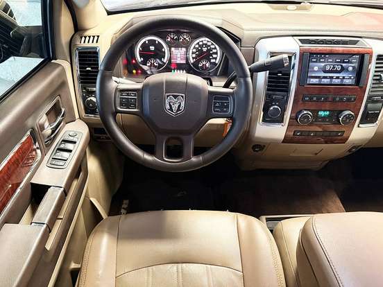 RAM-2500-6.7 LARAMIE 4X4 CD I6 TURBO DIESEL 4P AUTOMÁTICO RAM-2500-2012