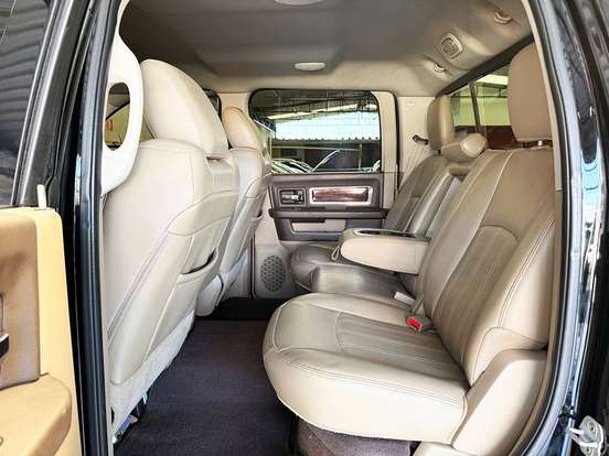 RAM-2500-6.7 LARAMIE 4X4 CD I6 TURBO DIESEL 4P AUTOMÁTICO RAM-2500-2012