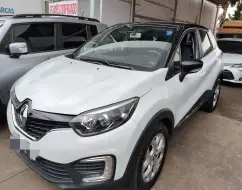 RENAULT CAPTUR 1.6 16V SCE FLEX ZEN X-TRONIC RENAULT CAPTUR 1.6 16V SCE FLEX ZEN X-TRONIC
