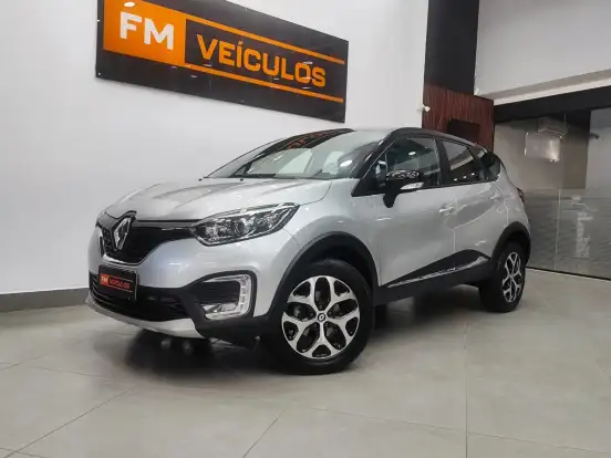 RENAULT-CAPTUR-2020