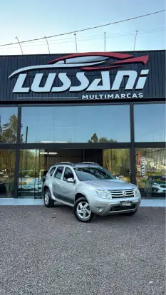 RENAULT-DUSTER-2012
