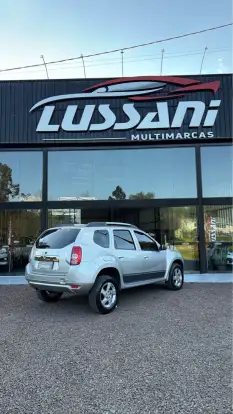 RENAULT-DUSTER-2012