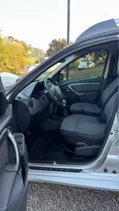 RENAULT-DUSTER-2012