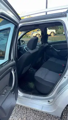 RENAULT-DUSTER-2012