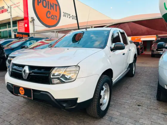 RENAULT DUSTER OROCH 1.6 16V SCE FLEX EXPRESS MANUAL RENAULT DUSTER OROCH 1.6 16V SCE FLEX EXPRESS MANUAL