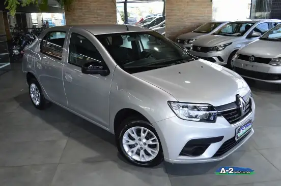 RENAULT-LOGAN-2024