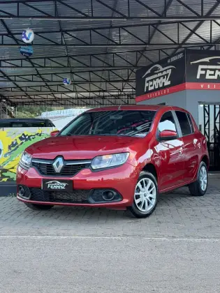 RENAULT SANDERO 1.0 EXPRESSION 16V FLEX 4P MANUAL RENAULT SANDERO 1.0 EXPRESSION 16V FLEX 4P MANUAL
