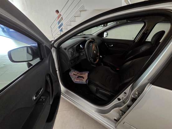 RENAULT-SANDERO-1.6 GT LINE LIMITED FLEX 4P MANUAL RENAULT-SANDERO-2016