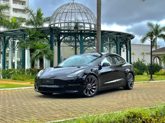 TESLA MODEL 3 ELÉTRICO AWD LONG RANGE PERFORMANCE