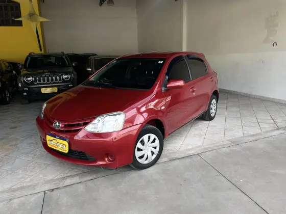 TOYOTA ETIOS 1.3 XS 16V FLEX 4P MANUAL TOYOTA ETIOS 1.3 XS 16V FLEX 4P MANUAL