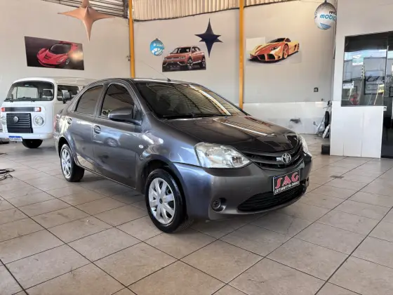 TOYOTA ETIOS 1.5 XS SEDAN 16V FLEX 4P MANUAL TOYOTA ETIOS 1.5 XS SEDAN 16V FLEX 4P MANUAL