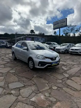 TOYOTA ETIOS 1.5 XS SEDAN 16V FLEX 4P MANUAL TOYOTA ETIOS 1.5 XS SEDAN 16V FLEX 4P MANUAL