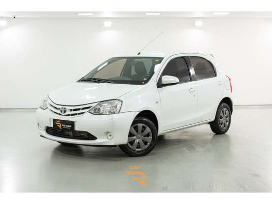 TOYOTA-ETIOS-1.5 XS 16V FLEX 4P MANUAL TOYOTA-ETIOS-2015