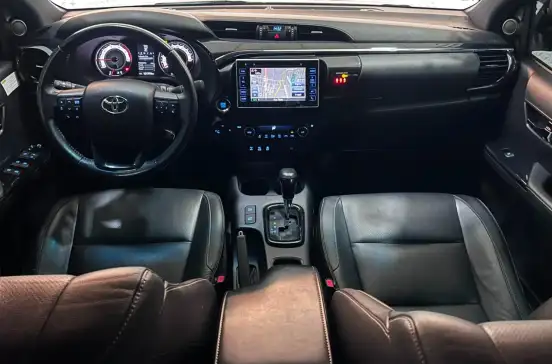 TOYOTA-HILUX-2.8 SRX 4X4 CD 16V DIESEL 4P AUTOMÁTICO TOYOTA-HILUX-2018