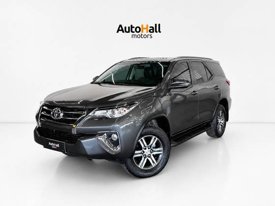 TOYOTA HILUX 2.7 SR 4X2 CD 16V FLEX 4P AUTOMÁTICO