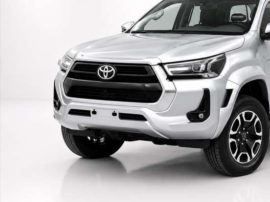 TOYOTA-HILUX-2.8 D-4D TURBO DIESEL CD SRX 4X4 AUTOMÁTICO TOYOTA-HILUX-2026
