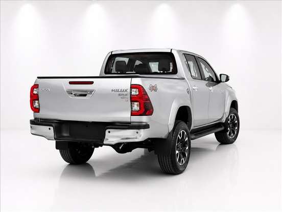 TOYOTA-HILUX-2026