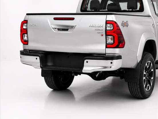 TOYOTA-HILUX-2.8 D-4D TURBO DIESEL CD SRX 4X4 AUTOMÁTICO TOYOTA-HILUX-2026