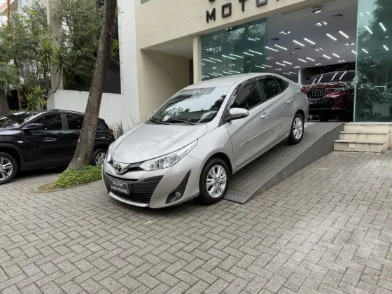 TOYOTA YARIS 1.5 16V FLEX SEDAN XL MULTIDRIVE TOYOTA YARIS 1.5 16V FLEX SEDAN XL MULTIDRIVE