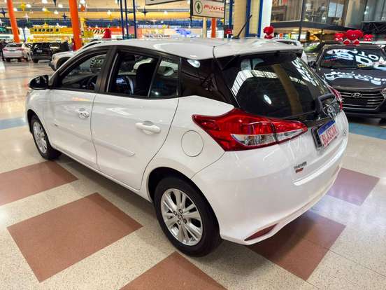 TOYOTA-YARIS-1.3 16V FLEX XL PLUS TECH MULTIDRIVE TOYOTA-YARIS-2018