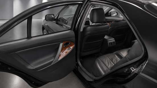 TOYOTA-CAMRY-2008