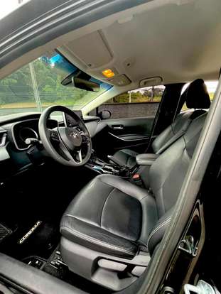 TOYOTA-COROLLA-2023