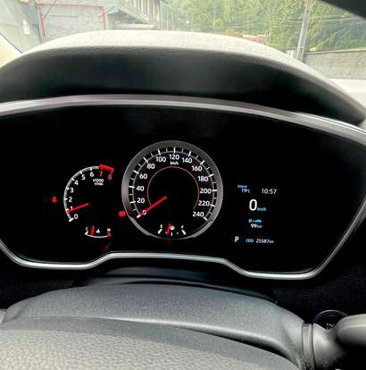 TOYOTA-COROLLA-2023