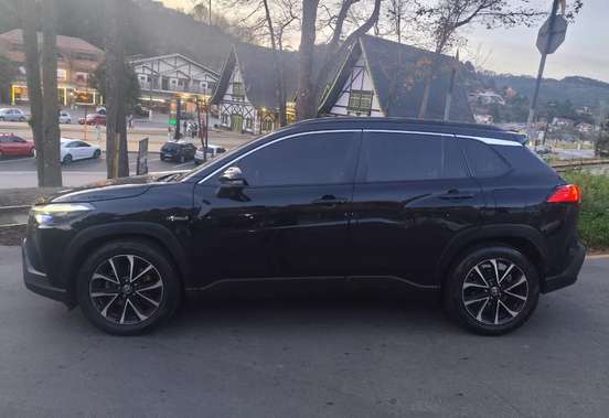 TOYOTA-COROLLA CROSS-2021