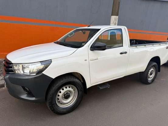 TOYOTA-HILUX-2.8 4X4 CS 16V TURBO DIESEL 2P MANUAL TOYOTA-HILUX-2020
