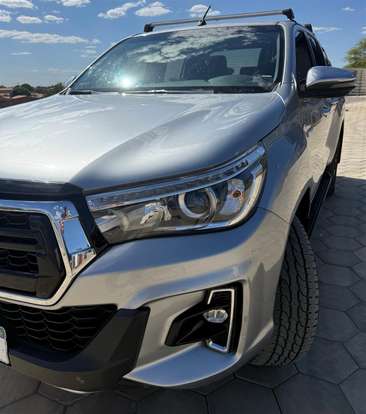 TOYOTA-HILUX-2.8 SRX 4X4 CD 16V DIESEL 4P AUTOMÁTICO TOYOTA-HILUX-2019